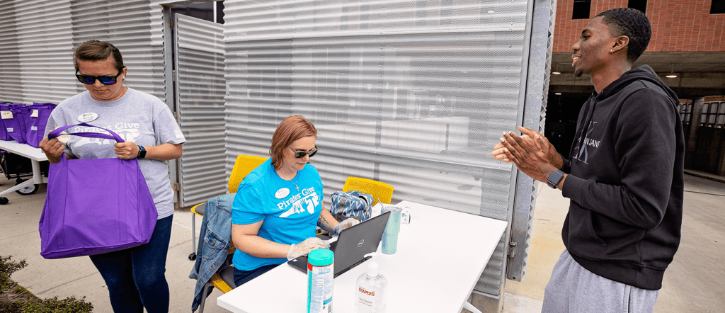 ECU Volunteers (Hero Image)